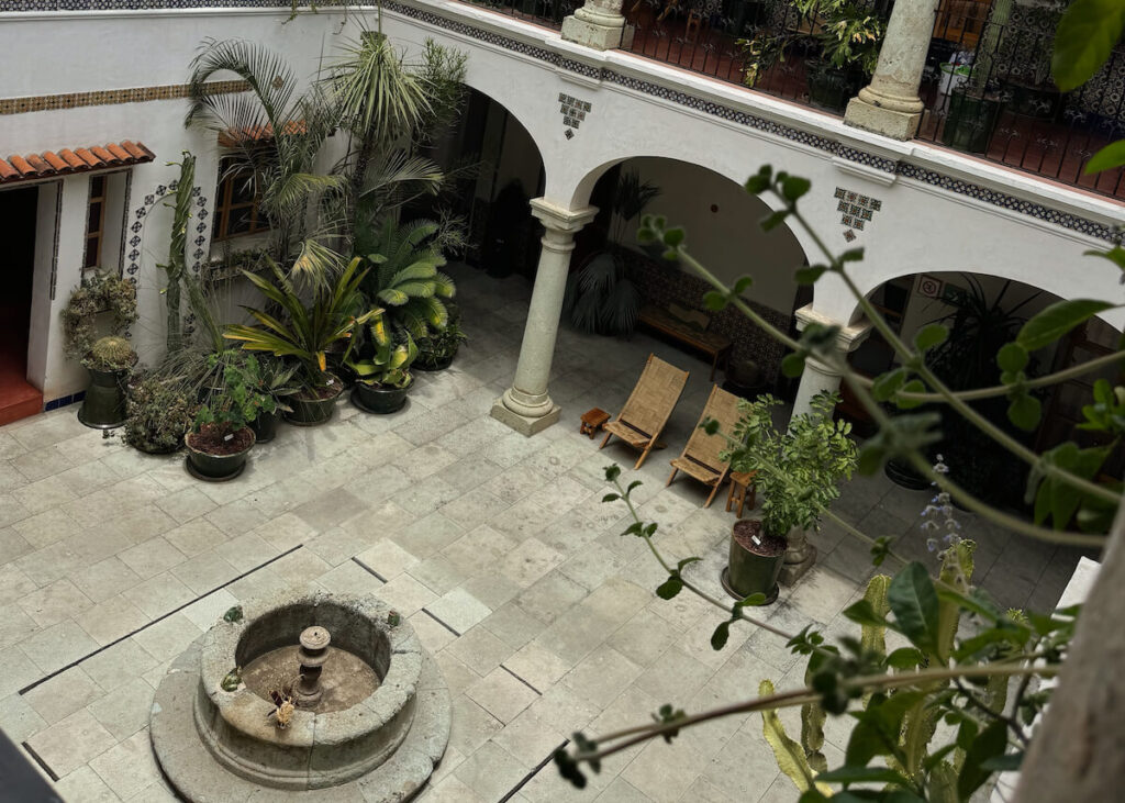 oaxaca city boutique hotel Grana B&B historic courtyard