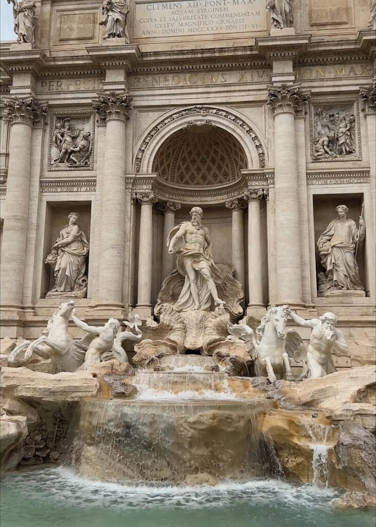 rome trevi fountain outside no people