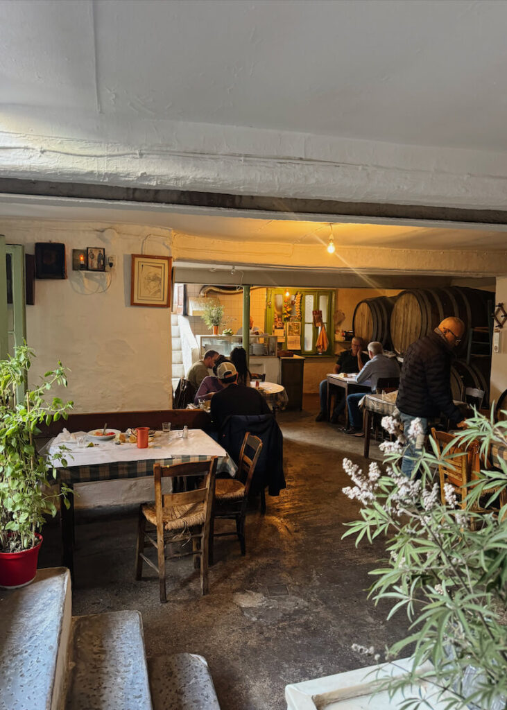diporto local restaurants athens people eating