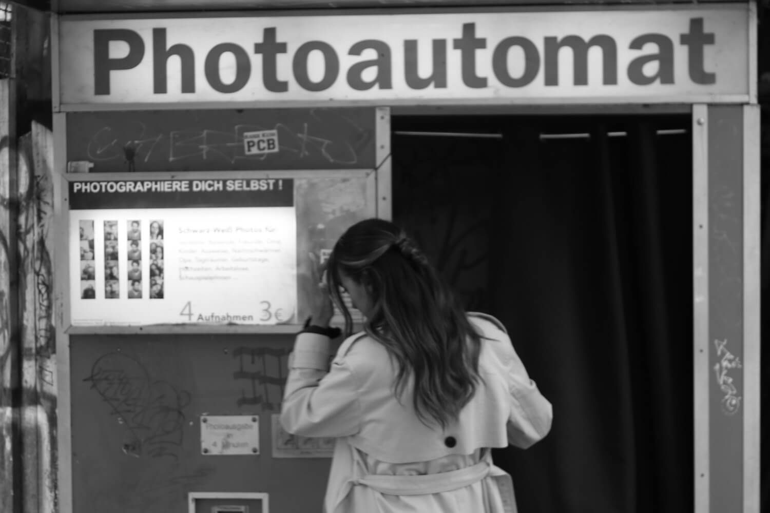 Berlin vintage photo booth photoautomat – where to stay in Berlin