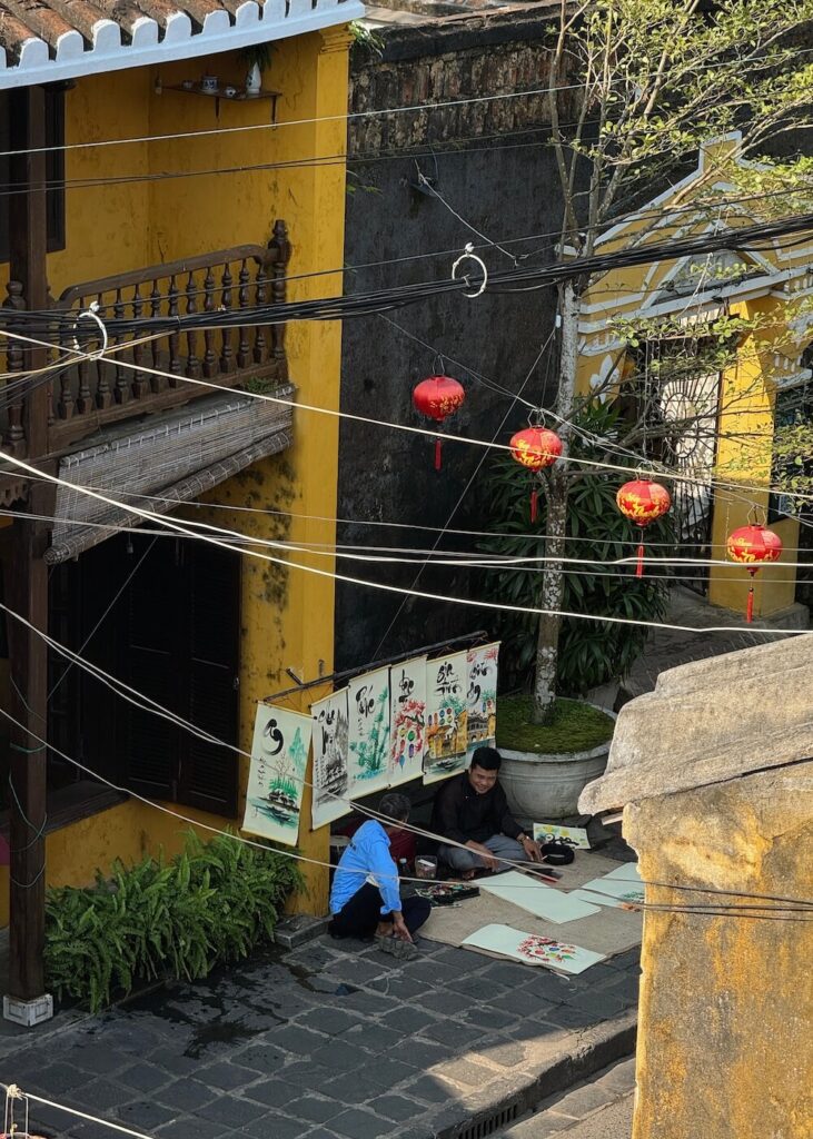 hoi an ancient town streets