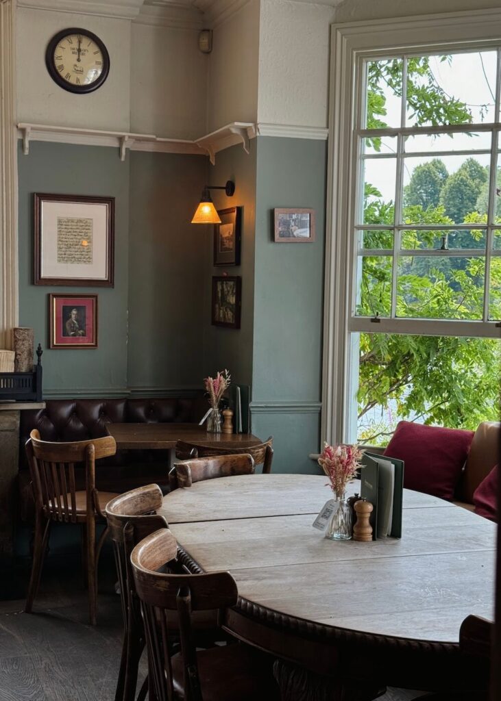 richmond london pub